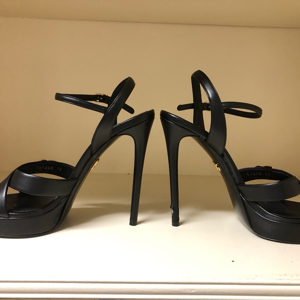 Dolce & Gabbana Black and Gold Stiletto Heels with Platform - Picture 2 of 7